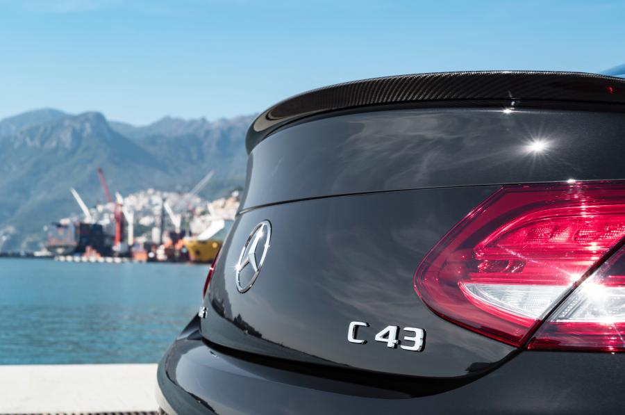 Детали экстерьера Mercedes-AMG C43 4Matic Coupe (C205) 2018 года  (WW) (фото 12 из 49)